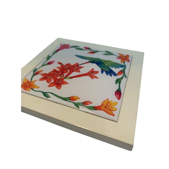 Hand-Painted Ceramic Tile Wall Hanging With Hummingbird & Floral Design In Woode - Picture 4 of 9